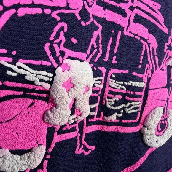 VINTAGE 90s Beach Club Jerzees Mens Graphic T Shirt Navy Textured USA Made - Picture 4 of 8